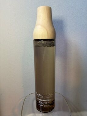 SAND+FOG Cashmere & Linen Linen Spray — 100 ml